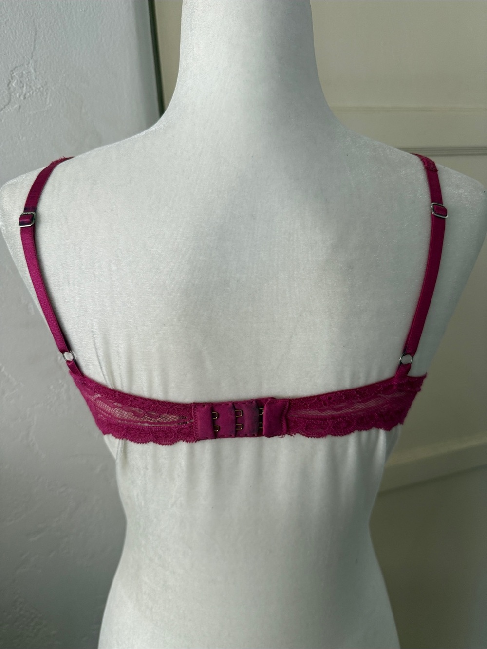 Y2K Victoria's Secret Lace Push-Up Bra in Magenta 34A - Picture 4 of 4